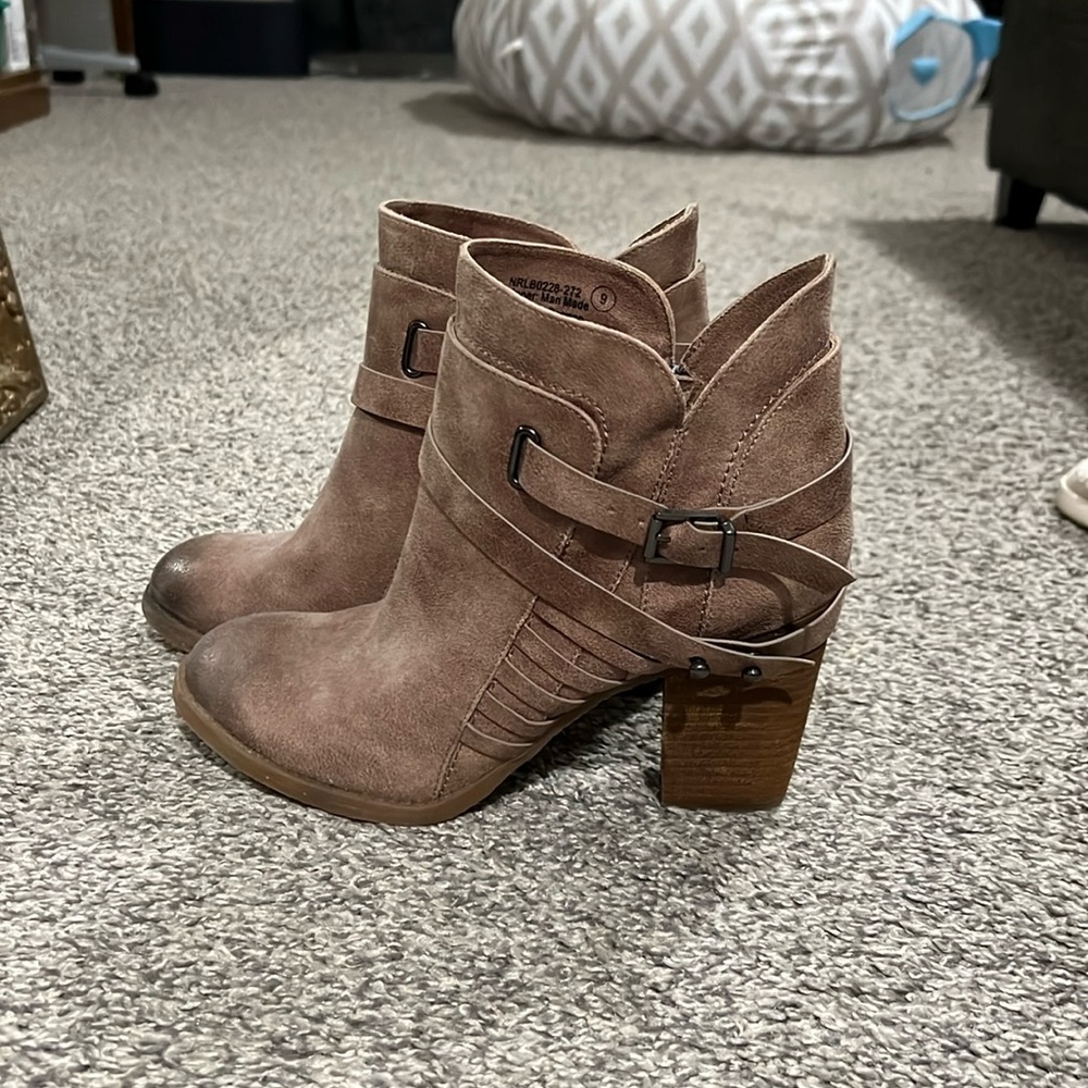 Heeled Boot